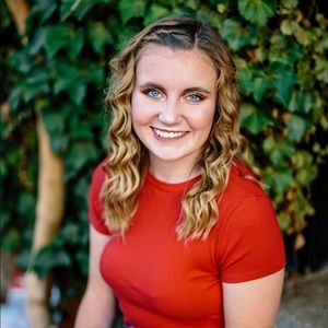 Meet Your Posher, Mikayla